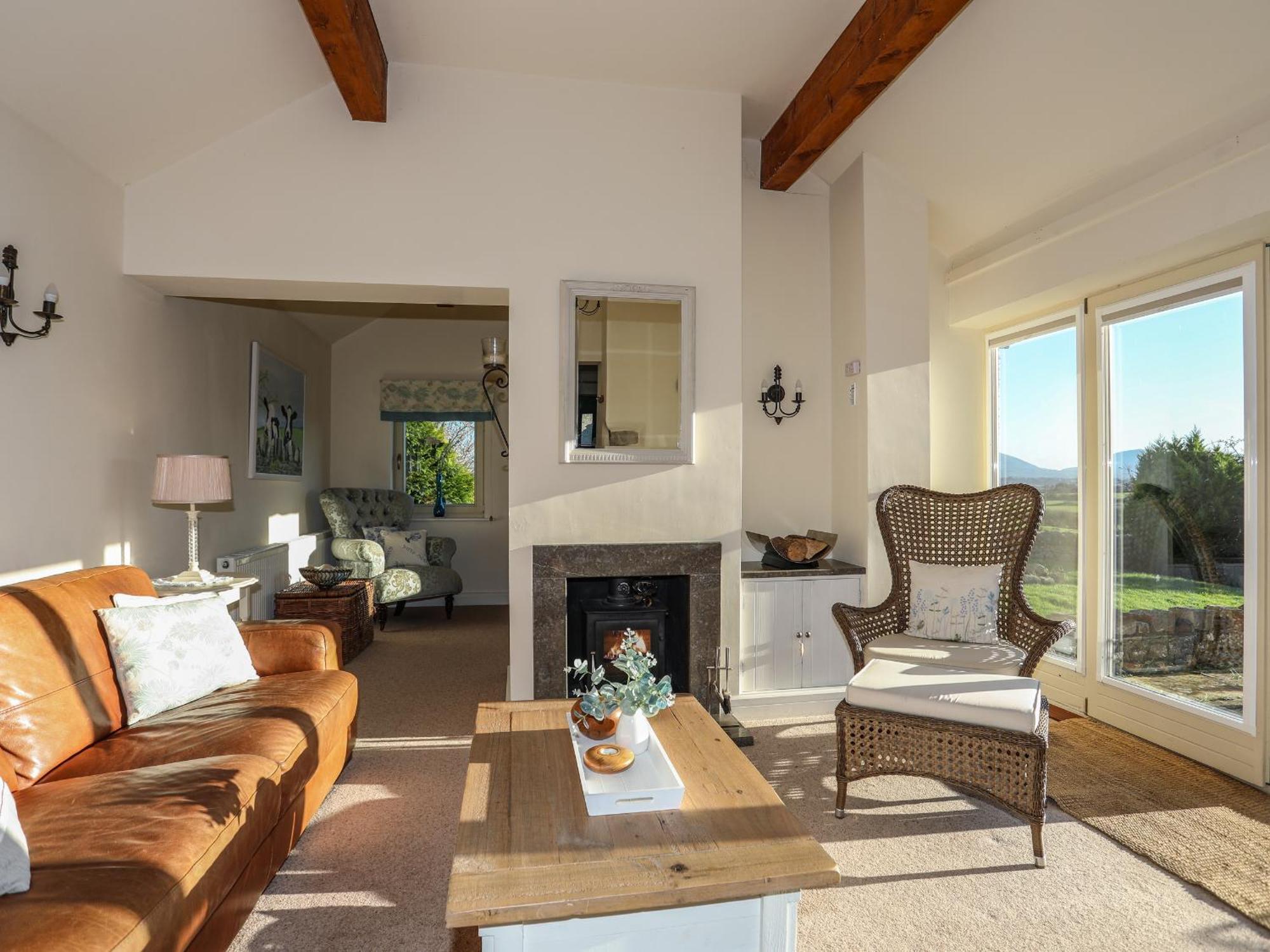 Cosy Barn Villa Dwyran Eksteriør billede